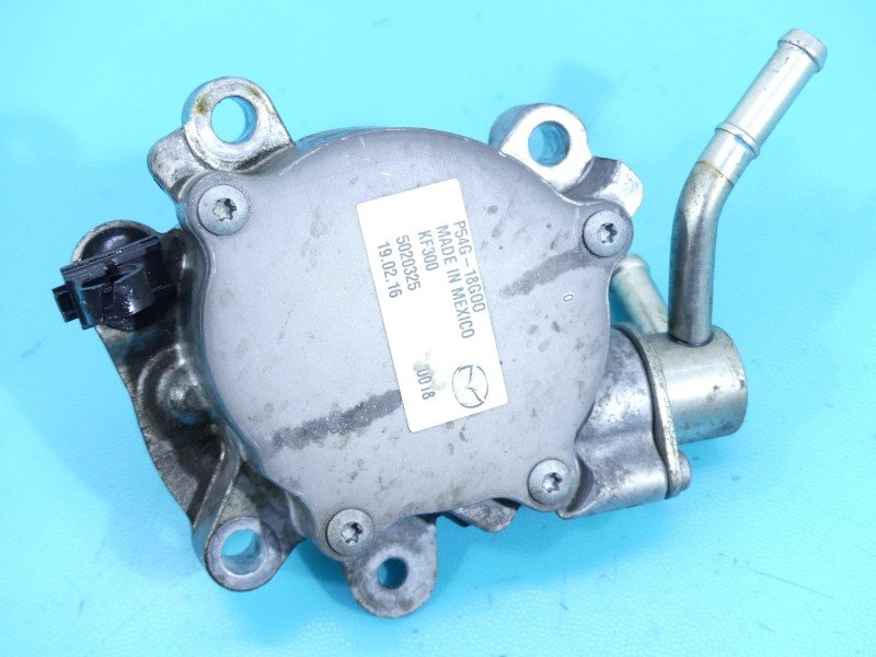 Pompa vacum 3 III BM 13-18 P54G-18G00 2.0 16v