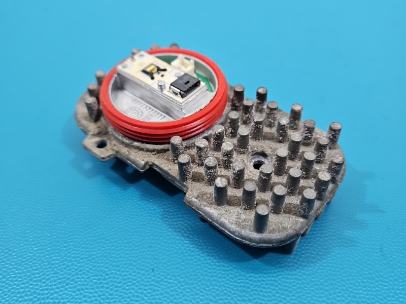 Moduł lampy BMW X5 F15 1305715084