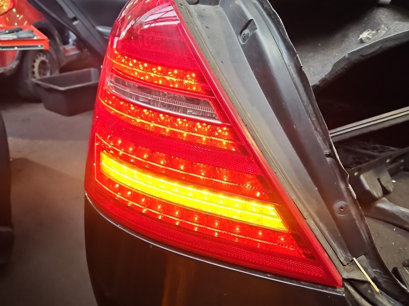 Lampa tył lewa Mercedes W221 sedan EUROPA