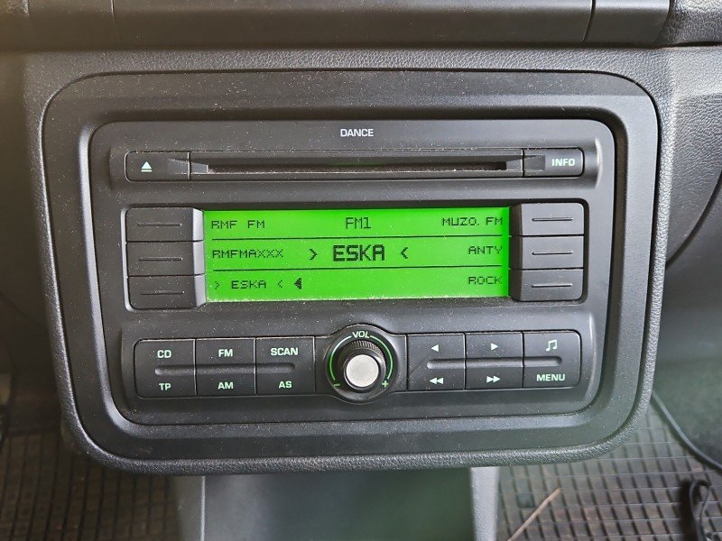 Radio fabryczne Skoda Fabia II 5J0035161 radioodtwarzacz