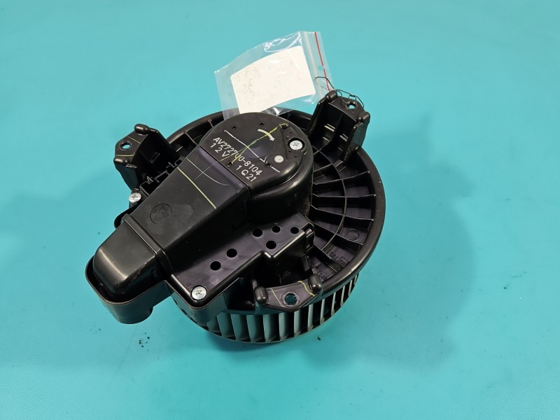 Dmuchawa nawiewu wentylator Toyota Verso 09- europa AV272700-8104
