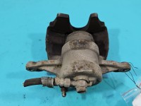 Zacisk przód prawy Toyota Avensis II T25 2.0 d4d