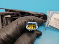 Klamka przód lewa zewnętrzna Peugeot 3008 II 9686433780U