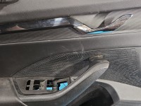 Tapicerka drzwi przód lewa boczek kierowcy Skoda Octavia IV