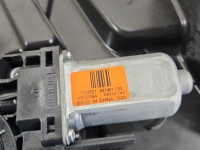 Podnośnik przód lewy Jeep Grand Cherokee IV WK2 68231063AA, A1668210351 5d HB