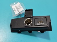 Gniazdo USB Toyota Corolla E21 19- 58911-02380