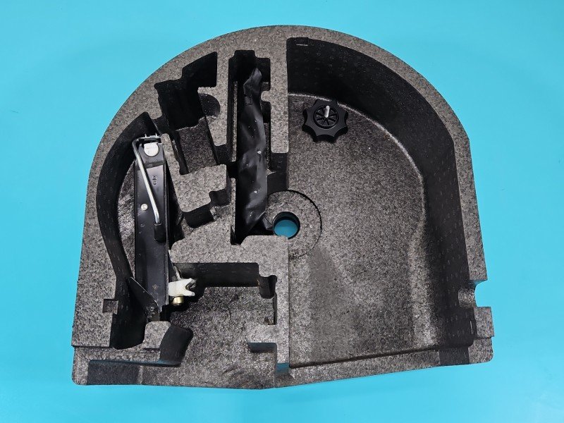 lewarek Podnośnik samochodowy trapezowy Seat Ibiza IV 6J