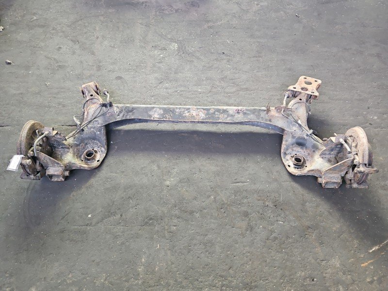 Tylna belka oś tył Fiat Stilo 1.9 jtd Tylna belka oś tył Fiat Stilo 1.9 jtd