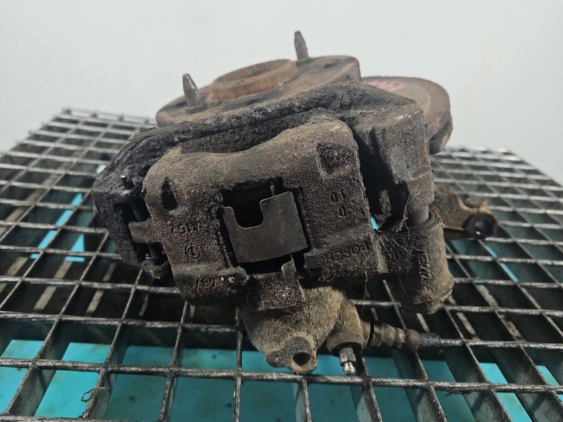 Zacisk przód prawy Fiat Panda II 1.1 wiel Zacisk przód prawy Fiat Panda II 1.1 wiel