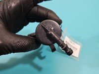 Spryskiwacz reflektora prawy Audi A3 8P