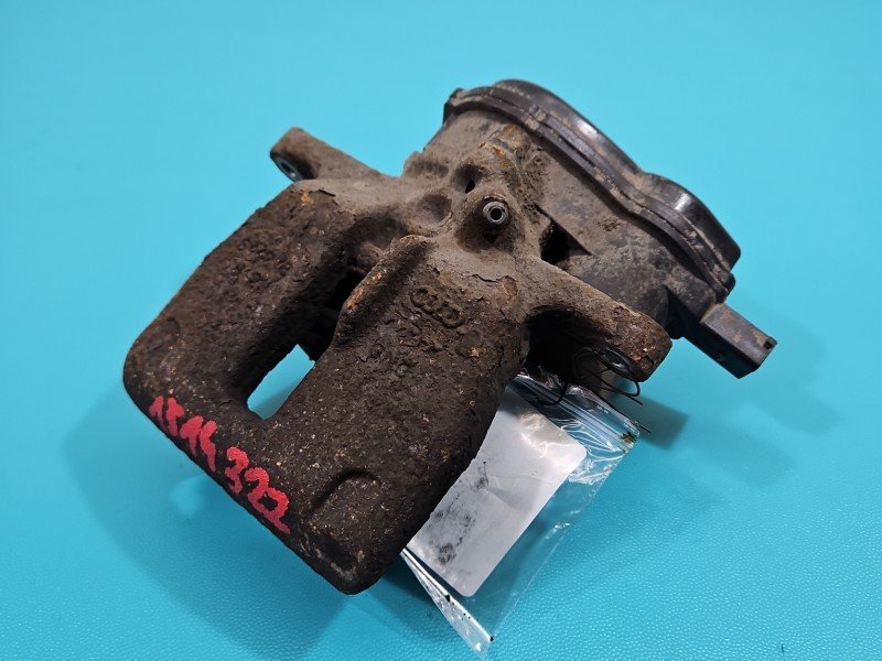 Zacisk tył lewy AUDI Q5 08- 2.0 TFSI HB