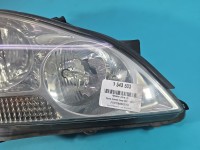 Reflektor prawy lampa przód Toyota Avensis Verso EUROPA