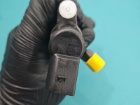 Wtryskiwacz Citroen C5 II X7 9802448680 1.6 hdi