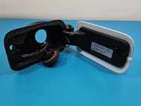 Klapka wlewu paliwa Audi A4 B9 biały, Producent części: Audi, Europejska, Kod lakieru: LS9R, biały LS9R