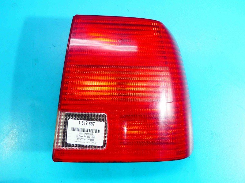 Lampa tył prawa Vw Passat B5 sedan