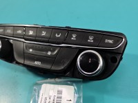 Konsola panel nawiewu Opel Astra V K 39042441