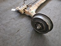 Tylna belka oś tył Audi 80 B4 2.0 jedn Tylna belka oś tył Audi 80 B4 2.0 jedn