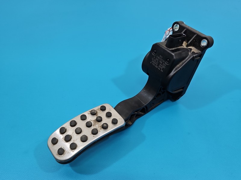 Pedał gazu potencjometr Mercedes Vito W447 14- 1.6 cdi 0280755023