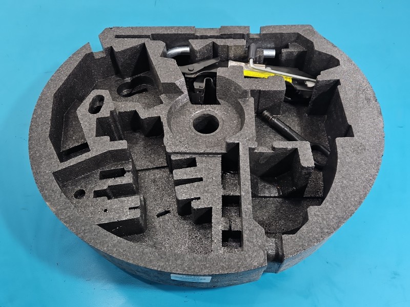 lewarek Podnośnik samochodowy trapezowy Vw Scirocco III 08-