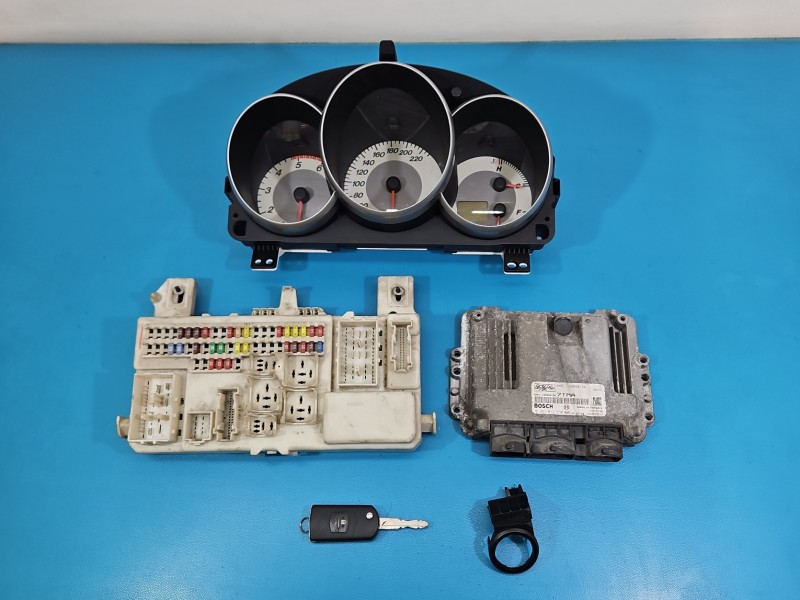 Komputer Sterownik silnika 6M61-12A650-BA, 0281012530 Mazda 3 I BK 1.6 citd