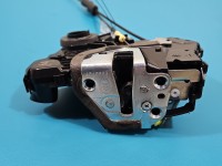 Zamek przód lewy A046693 LEXUS CT 10-22 EUROPA Producent części: Lexus, 6pin