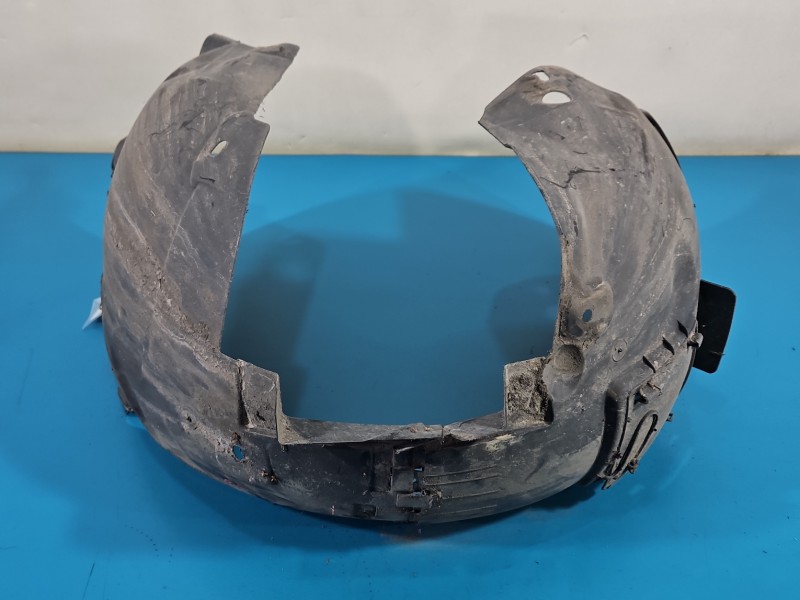 Nadkole przód prawe Opel Astra III H 13125605