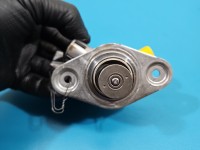 pompka Pompa paliwa Peugeot 3008 II 1.6 T hybrid4 0261520734, 9828614580 Peugeot