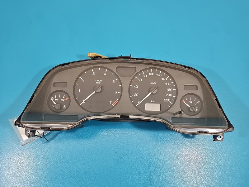 Licznik Opel Zafira A 09228762ER 1.8 16V EUROPA
