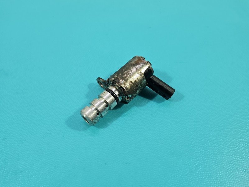 Czujnik faz rozrządu AUDI Q5 08- 06H115243L 2.0 tfsi