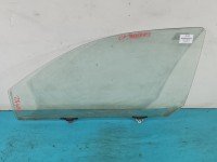 Szyba drzwi przód lewa Toyota Yaris I HB