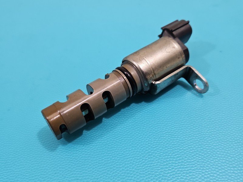 Czujnik faz rozrządu Toyota Avensis III T27 337010-501021 2.0 16v Czujnik faz rozrządu Toyota Avensis III T27 337010-501021 2.0 16v