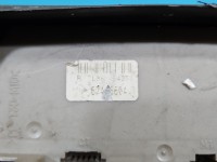 Skrzynka bezpieczników Renault Clio III 8200587123