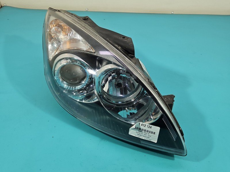 Reflektor prawy lampa przód Hyundai I30 I 07-12 EUROPA