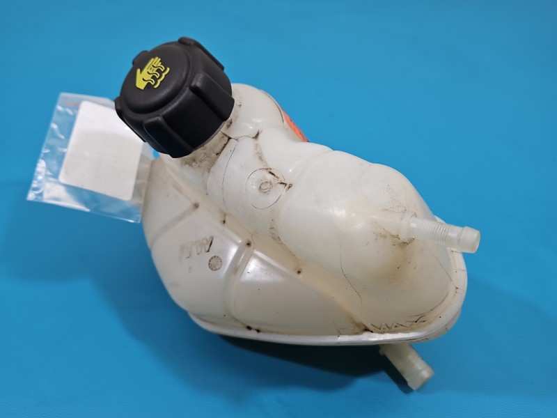 Zbiorniczek Zbiornik wyrównawczy Renault Kadjar 1.3 TCe