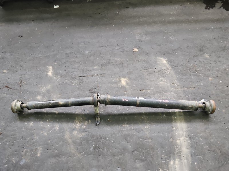 Wał napędowy tył AUDI A4 B8 3.0 tdi