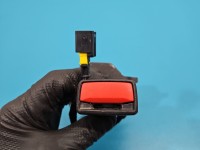 Pas bezpieczeństwa tył lewy Producent części: FIAT, Europejska Fiat Tipo II 15- 633910900B