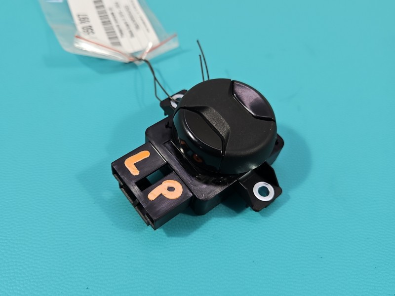 Przełącznik fotela LEWY PRZÓD Skoda Superb III 5G0959777A