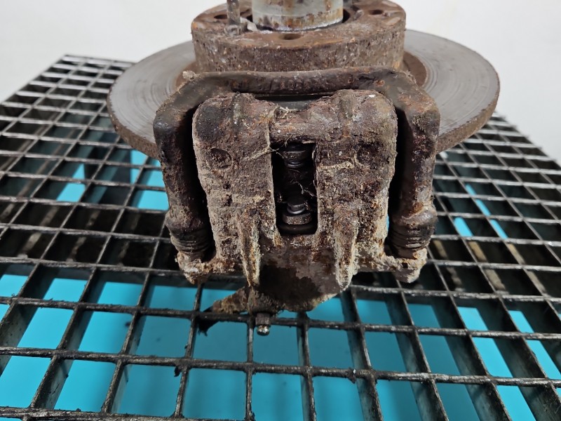 Zacisk przód lewy Polonez Truck 1.6 8V