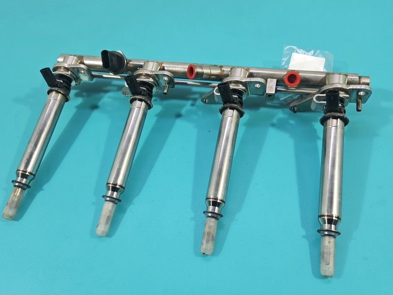 Wtryskiwacz listwa wtryskowa 0261500065, A2780700687 Mercedes GL II X166 4.7 V8 278928 340KM