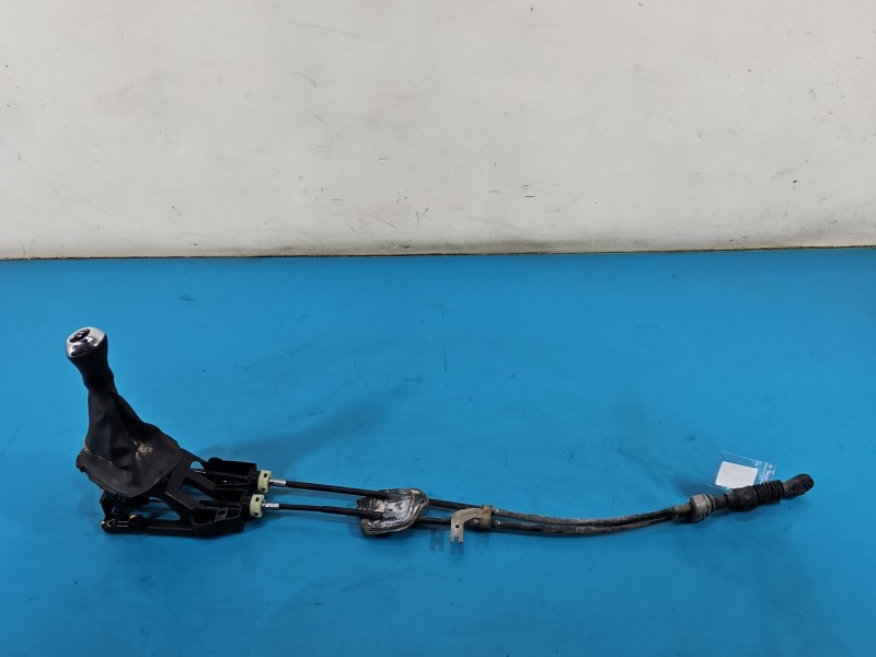 DŹWIGNIA LEWAREK WYBIERAK LINKI Toyota Aygo II 14-22 1.0 vvti