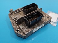 Komputer Sterownik silnika Opel Astra III H 1.6 16V 55562549