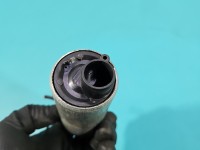 pompka Pompa paliwa Audi A8 D2 3.7 V8 Producent części: Audi, zamiennik megneti marelli