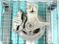 Zwrotnica prawa piasta przód 1.9d Peugeot 206