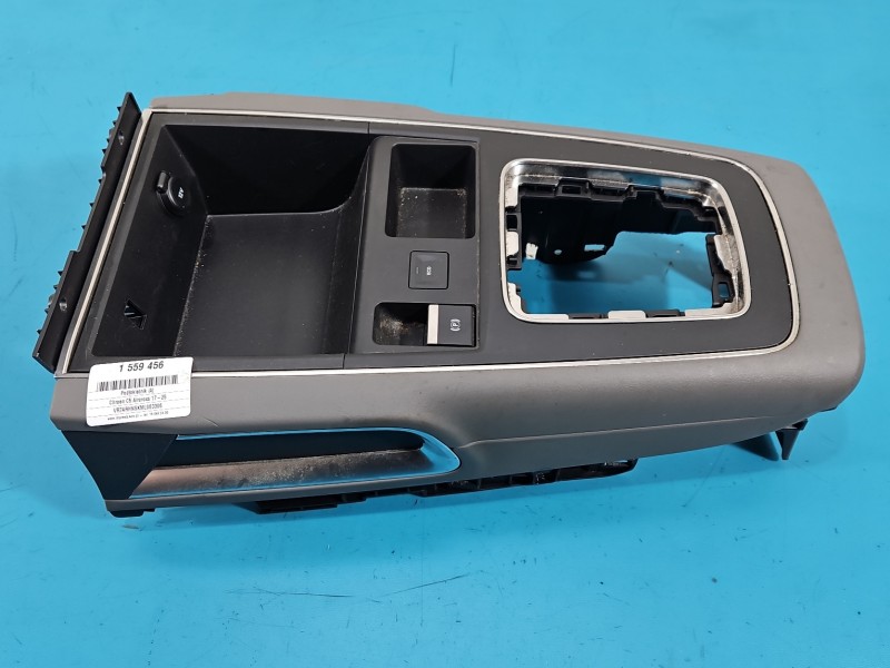 Podłokietnik TUNEL Citroen C5 Aircross 17-25 9822584780 EUROPA