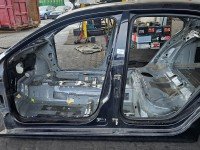 Próg lewy SŁUPEK ŚRODKOWY B Vw Jetta VI sedan 4d czarny LC9X