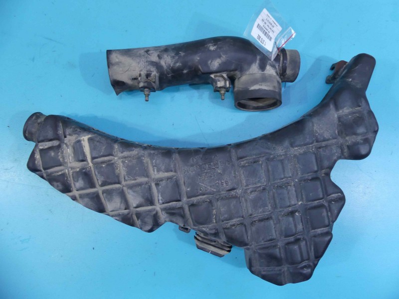 KIEROWNICA Wlot powietrza Suzuki Grand Vitara I 2.0 16v 65D-R01