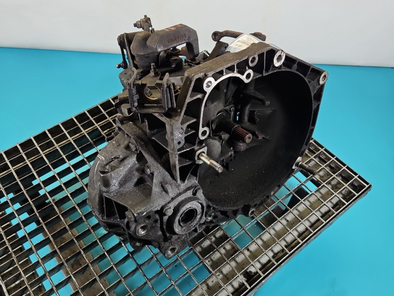 Skrzynia biegów Alfa romeo Gt 1.9 jtd (937A5000)