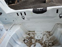 Pas tylny podłoga bagażnika Dacia Sandero III 20- wanna HB ćwiartka