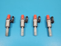 Wtryskiwacz Skoda Fabia III 0261500477, 04E906036AF 1.2 TSI (CJZD)