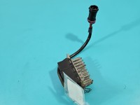 Opornik rezystor Audi A8 D2 4A0820521A